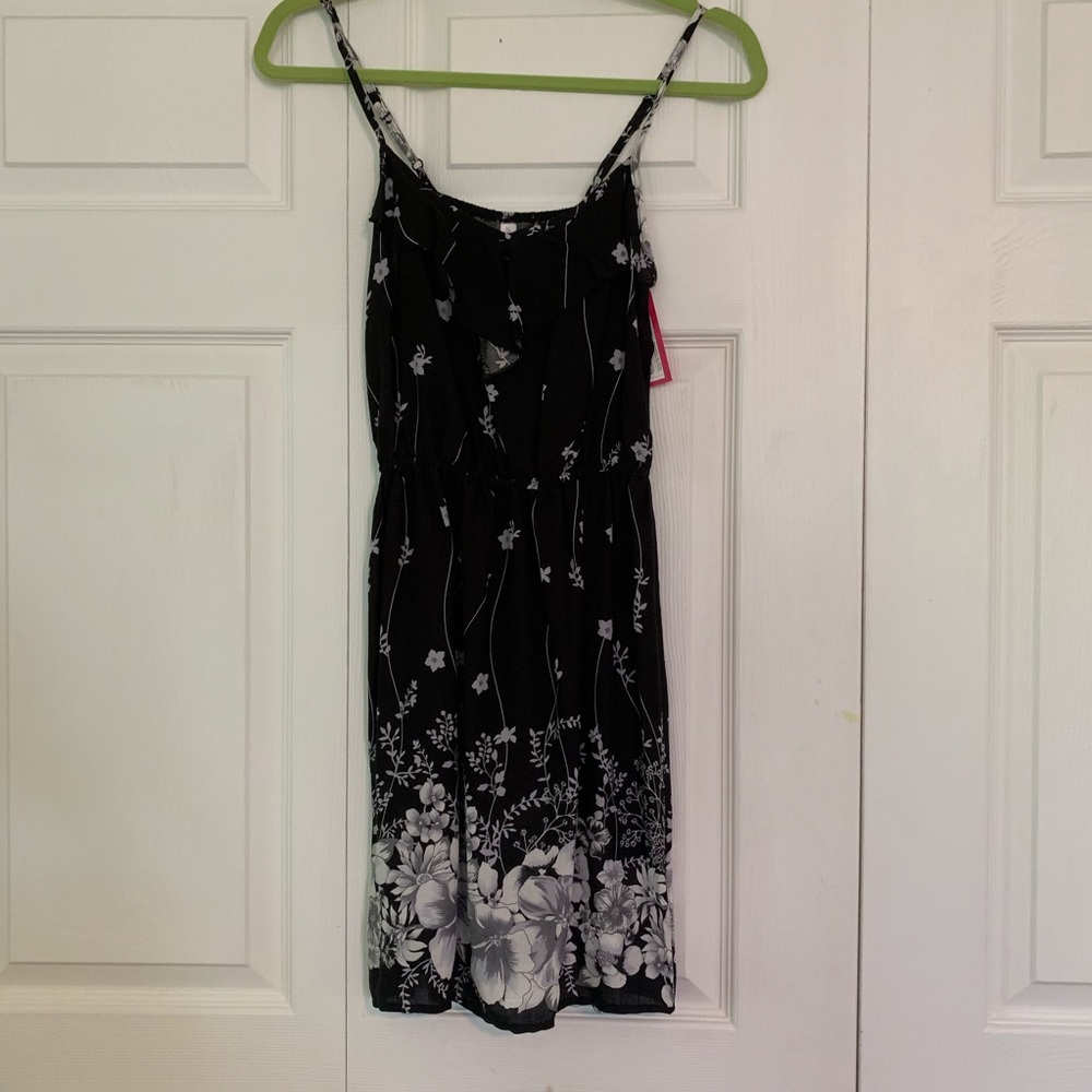 NEW sun-dress